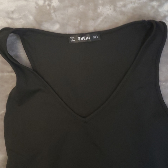 Tank top - Picture 2 of 4